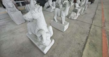 宜宾芝麻白雕刻 十二生肖 异形雕刻