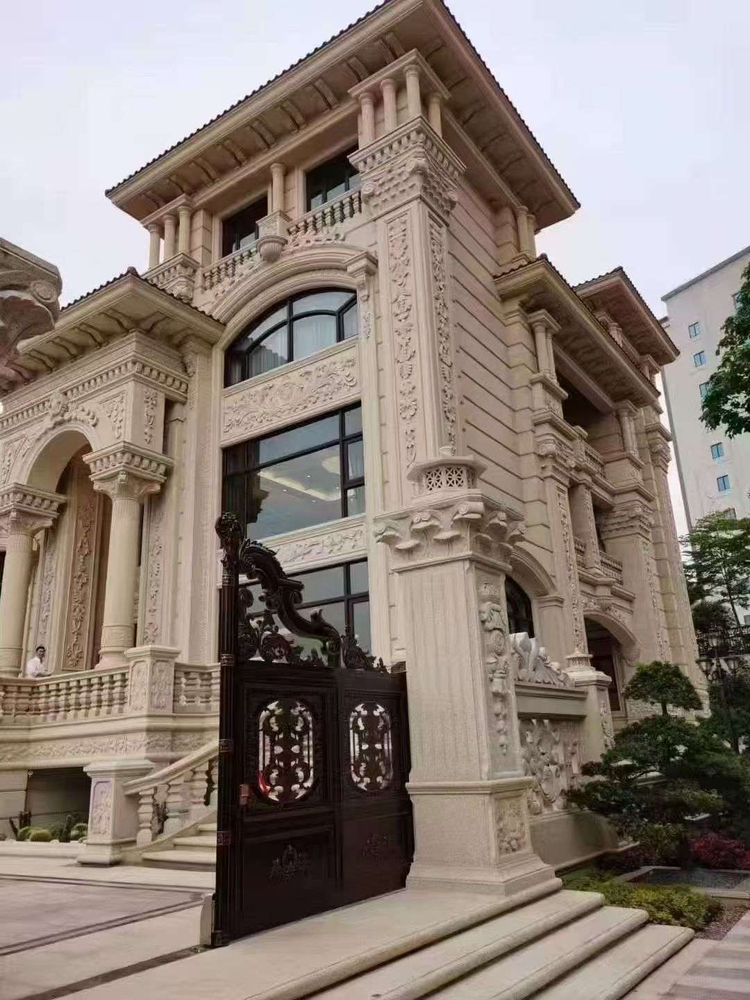 宜宾黄金麻别墅外墙异形定制