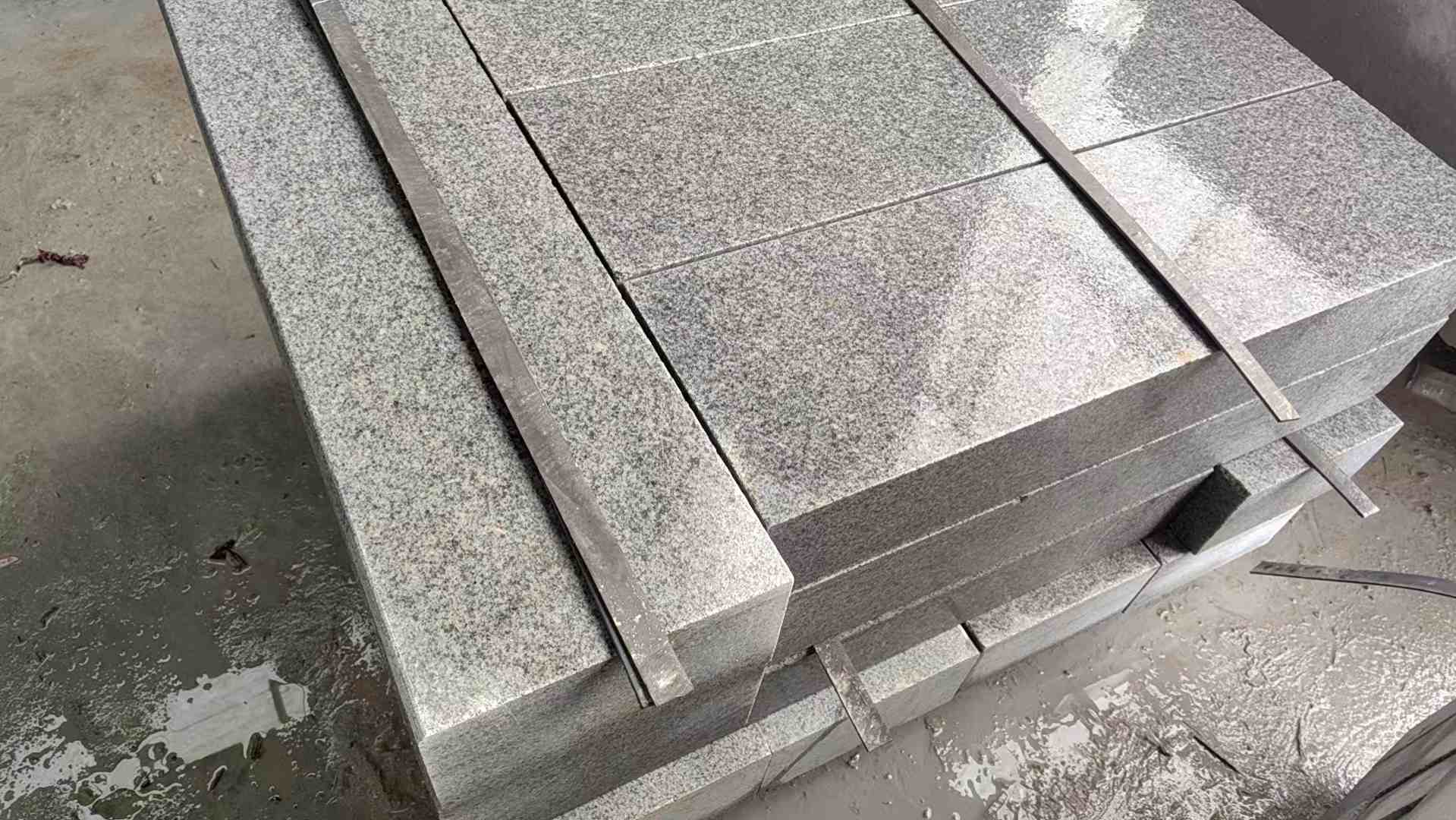 宜宾芝麻灰 芝麻白 路牙石 路侧石 马路牙子